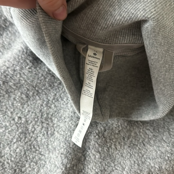 Lululemon Stand Out Sherpa 1/2 Zip Pullover gray Boucle jacket 12 - Picture 5 of 10